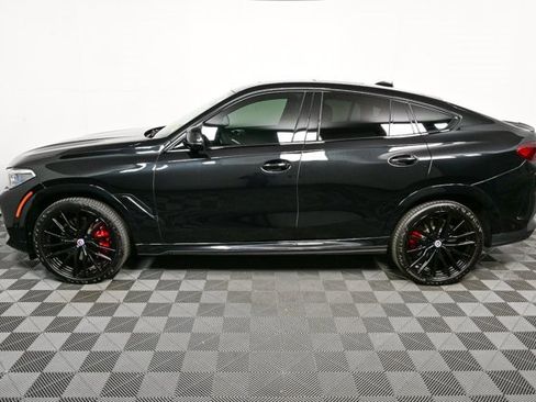 Used 2022 BMW X6 M50i w/ Executive Package image 31