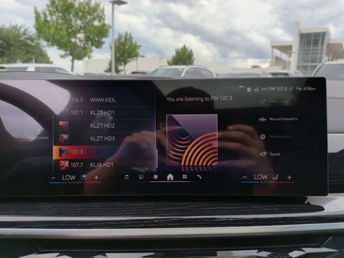 New 2027 BMW X7 xDrive40i w/ Executive Package AWD/4WD image 25