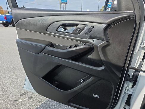 Certified 2023 Chevrolet Traverse High Country w/ LPO, Floor Liner Package image 23