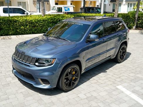 Used 2021 Jeep Grand Cherokee Trackhawk AWD/4WD image 10