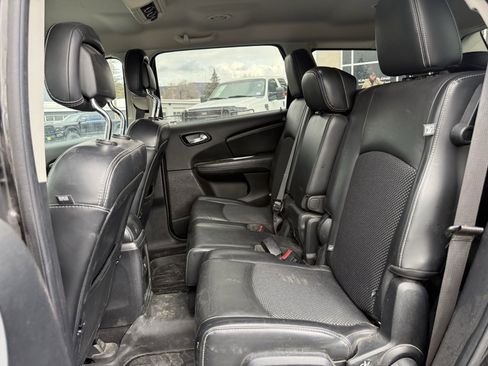 Used 2018 Dodge Journey Crossroad image 13
