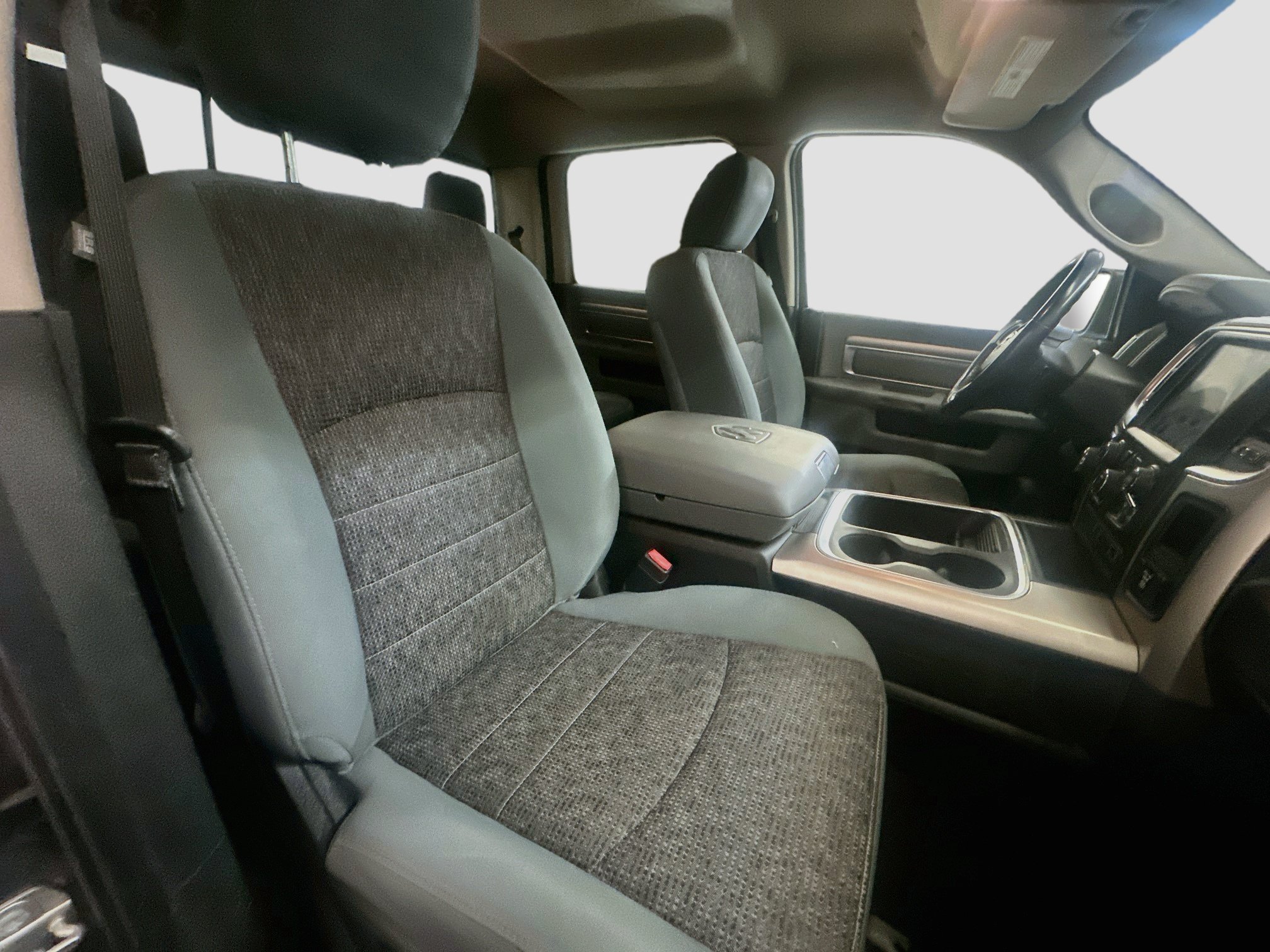 Used 2018 RAM 1500 Big Horn AWD/4WD image 32
