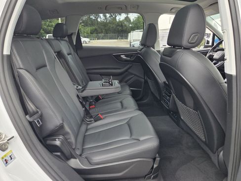 Used 2023 Audi Q7 3.0T Premium Plus AWD/4WD image 16