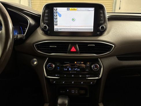 Used 2020 Hyundai Santa Fe Limited image 17