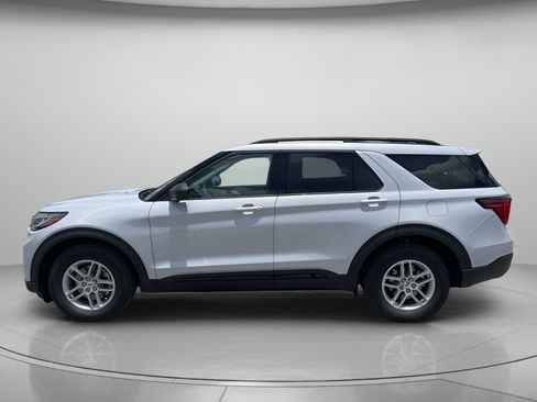New 2026 Ford Explorer Active w/ Active Comfort Package RWD image 6