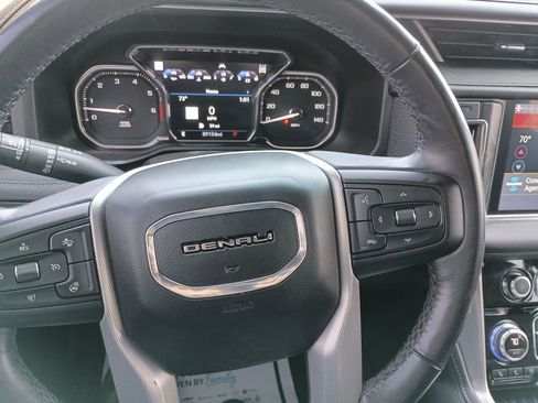Used 2021 GMC Yukon Denali image 21