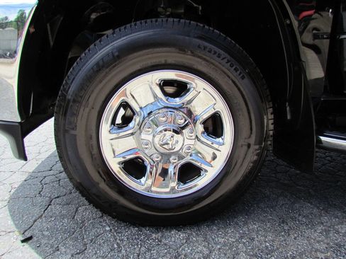 Used 2019 RAM 2500 Big Horn AWD/4WD image 25