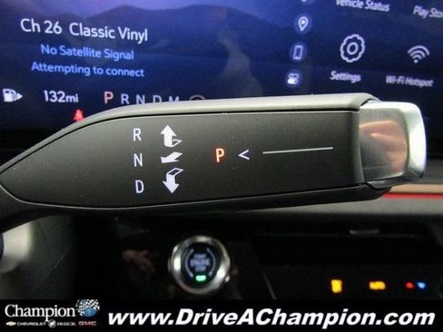 Certified 2025 Buick Envision Sport Touring image 26