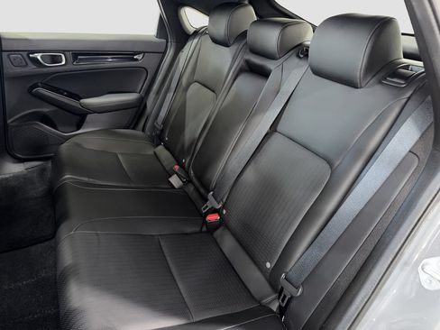 Used 2025 Honda Civic Sport Touring image 4