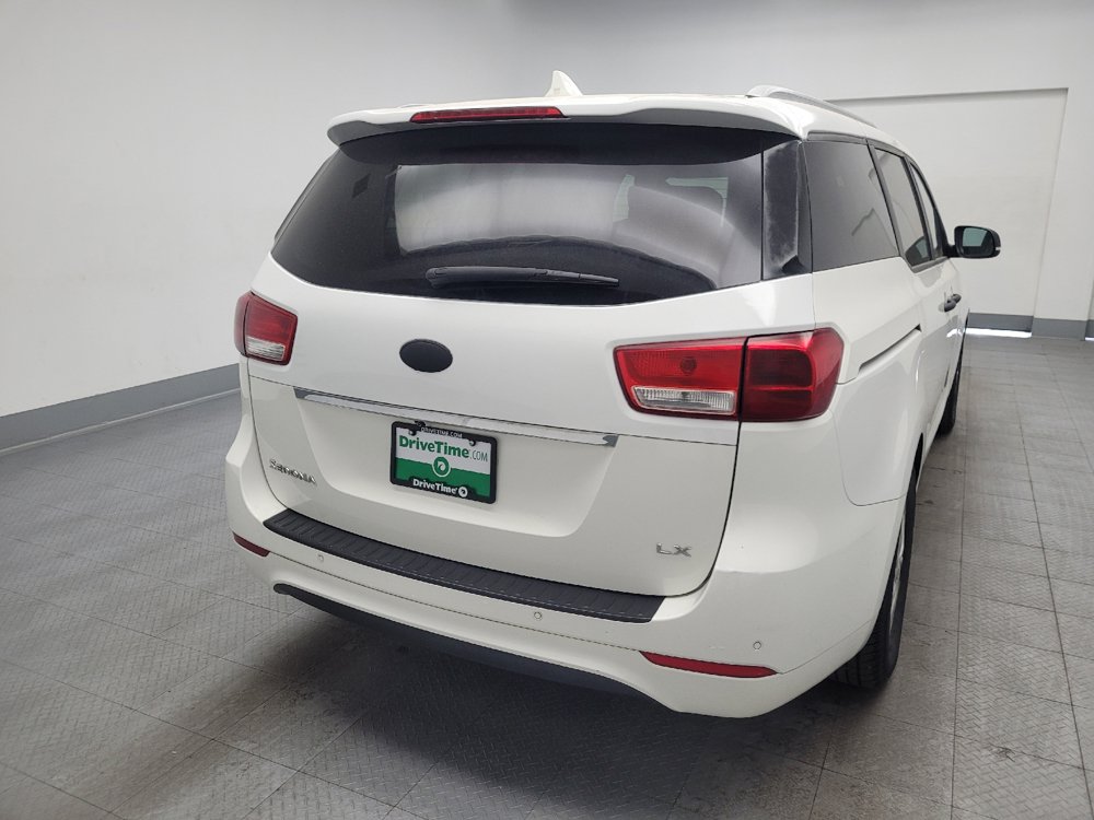 Used 2017 Kia Sedona LX w/ LX Essentials Premium Package FWD image 7