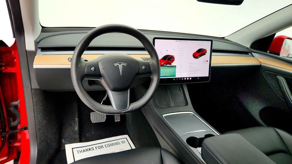 Used 2023 Tesla Model Y Long Range AWD/4WD image 12