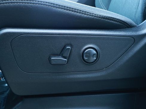 Certified 2022 RAM 1500 Big Horn AWD/4WD image 24