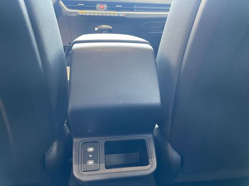 Used 2025 Kia K4 LXS image 23