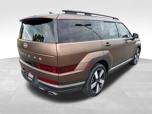 Used 2024 Hyundai Santa Fe Limited FWD image 7