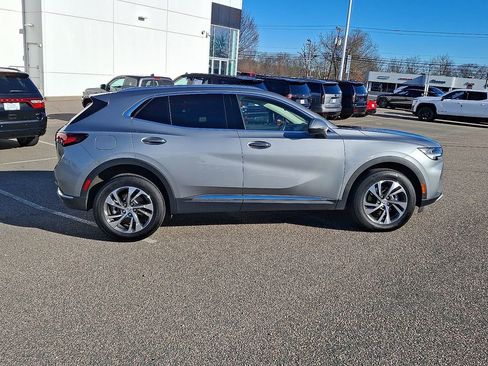 Used 2023 Buick Envision Essence image 10