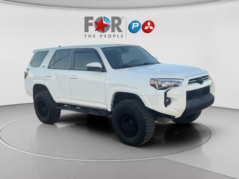 Used 2021 Toyota 4Runner SR5 image 7