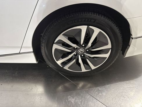 Used 2022 Honda Accord EX-L image 12