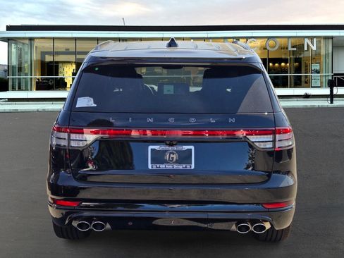 New 2025 Lincoln Aviator Black Label w/ Jet Appearance Package image 5