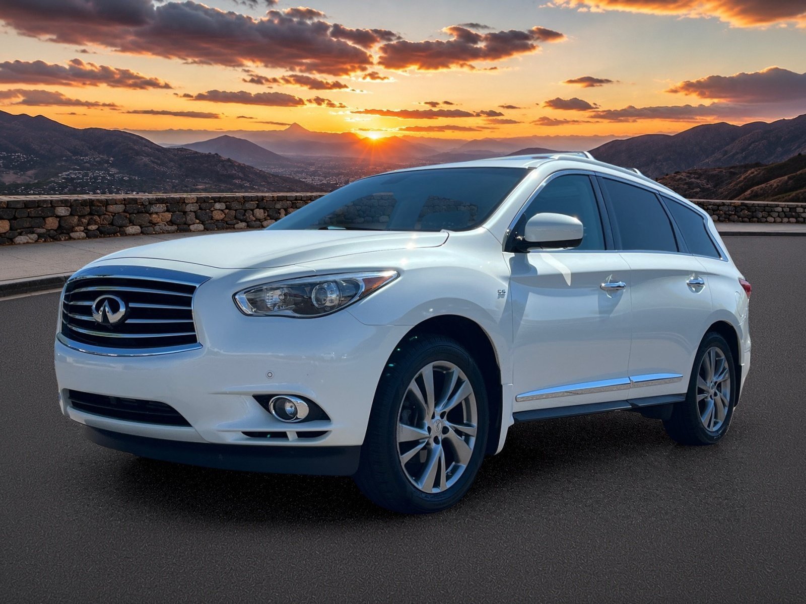 Used 2015 INFINITI QX60 Luxe w/ Deluxe Touring Package AWD/4WD image 2