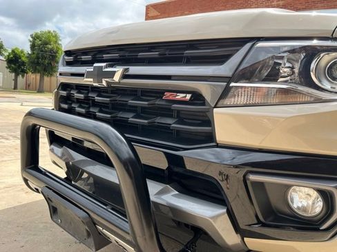 Used 2022 Chevrolet Colorado Z71 RWD image 12
