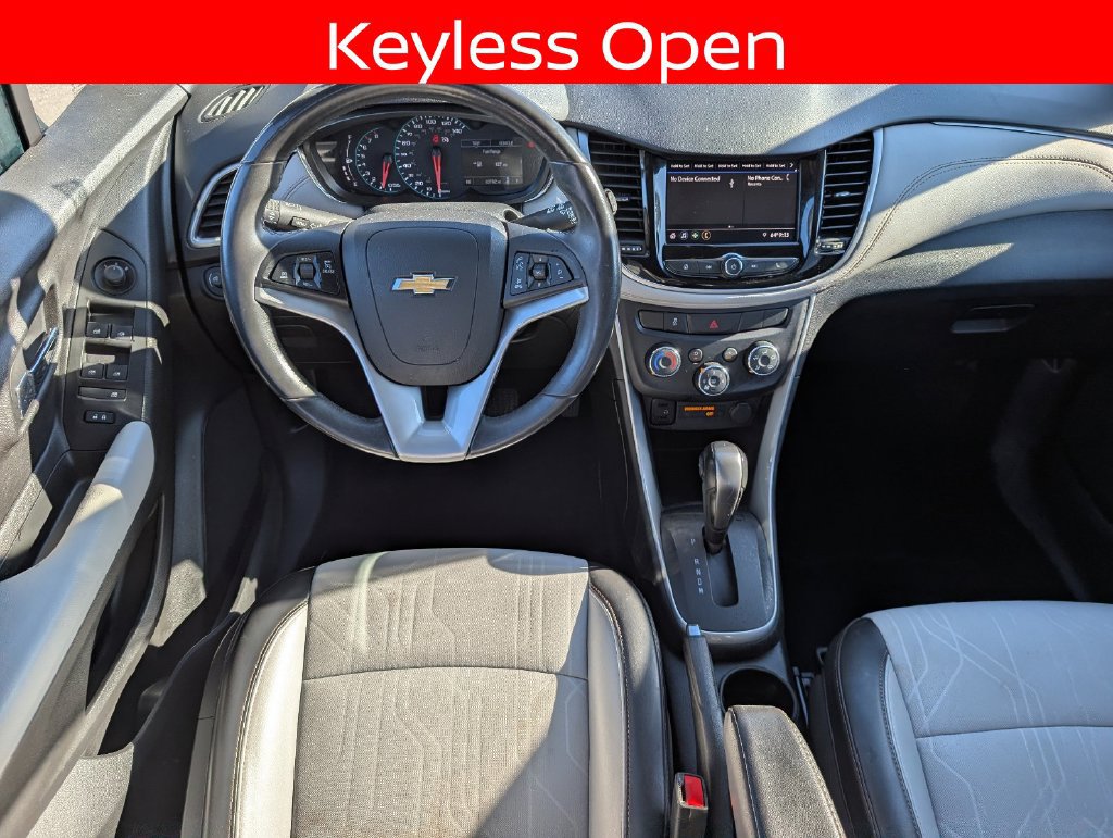 Used 2021 Chevrolet Trax LT w/ Driver Confidence Package FWD image 27