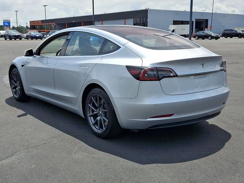 Used 2018 Tesla Model 3 Mid Range RWD image 21