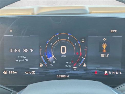 Used 2025 Chevrolet Tahoe LT AWD/4WD image 11