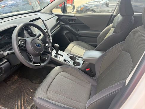 Used 2024 Subaru Crosstrek 2.0i Premium image 2