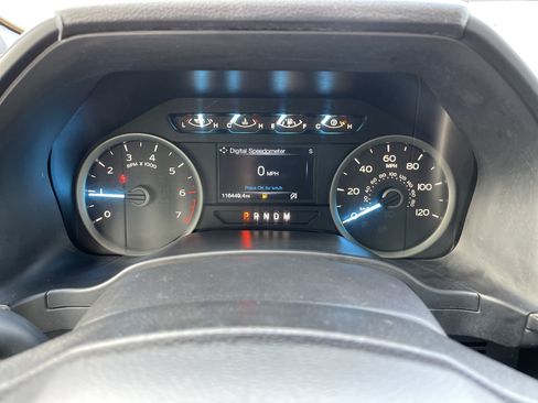 Used 2018 Ford F150 XLT w/ Equipment Group 302A Luxury AWD/4WD image 16