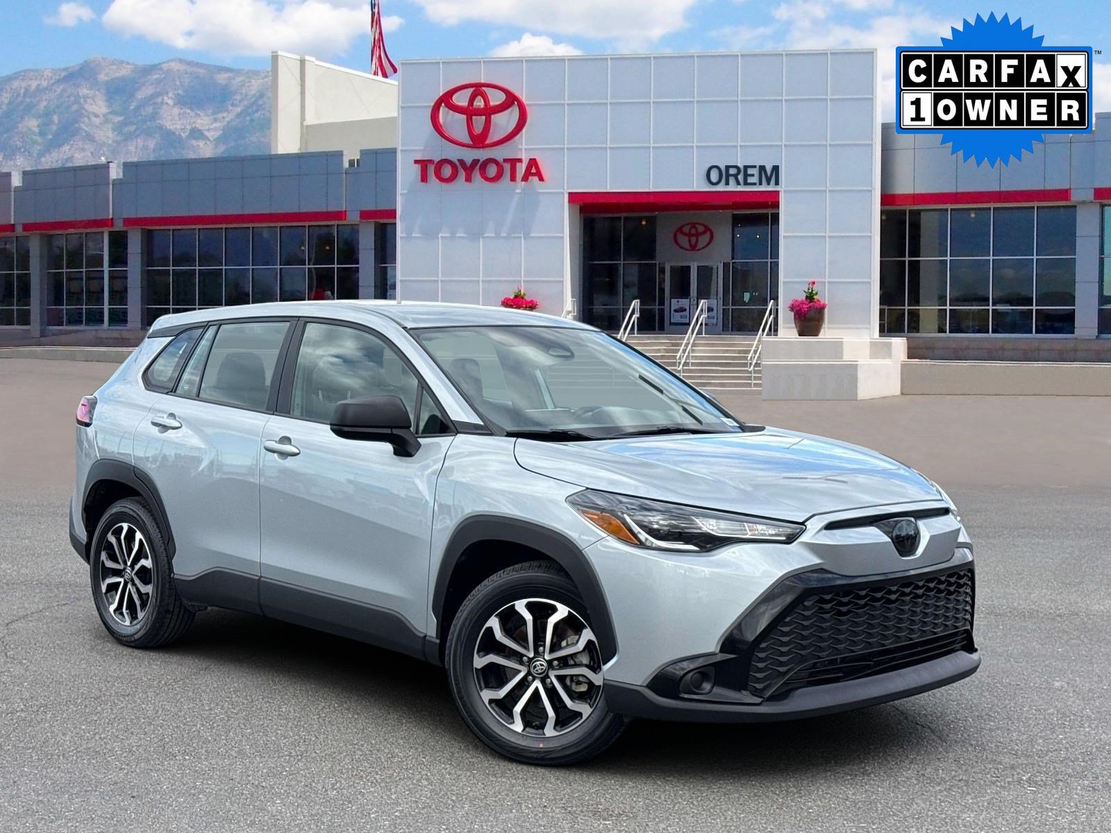 Used 2025 Toyota Corolla Cross AWD Hybrid image 1