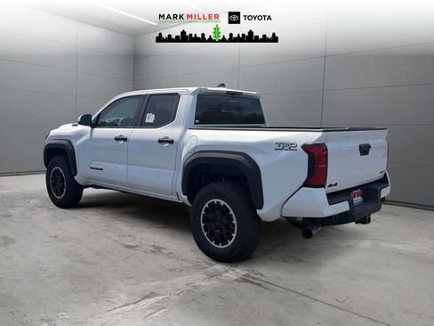 New 2026 Toyota Tacoma TRD Off-Road AWD/4WD image 3