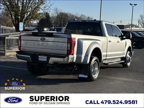 Used 2022 Ford F350 Lariat w/ Chrome Package image 3