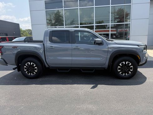 Used 2024 Nissan Frontier PRO-4X w/ Technology Package AWD/4WD image 1
