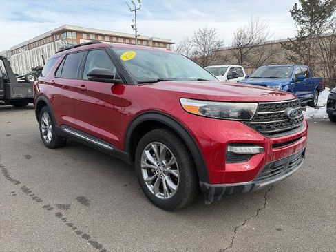 Certified 2023 Ford Explorer XLT w/ Equipment Group 202A image 1