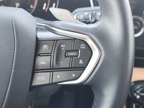 Used 2025 Lexus NX 250 FWD w/ Premium Package image 35