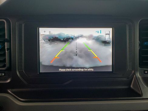 Used 2023 Ford Bronco Black Diamond image 16