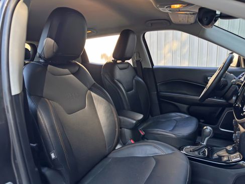 Used 2017 Jeep Compass Limited AWD/4WD image 34