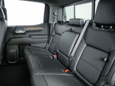 New 2026 GMC Sierra 1500 Denali AWD/4WD image 19