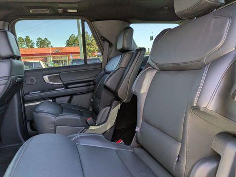 New 2025 Ford Expedition Platinum w/ Stealth Performance Package image 16