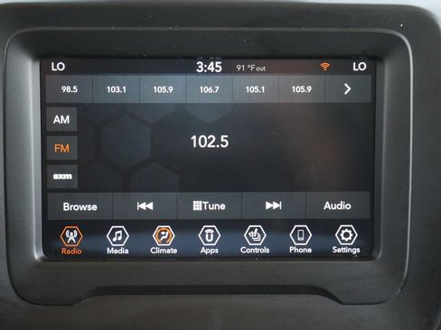 Used 2020 Jeep Renegade Limited AWD/4WD image 21