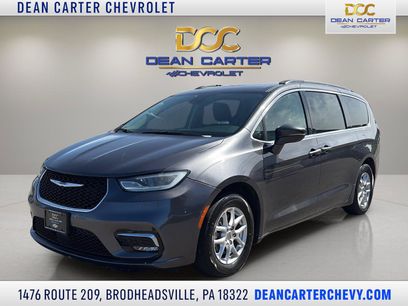 Used 2022 Chrysler Pacifica Touring-L
