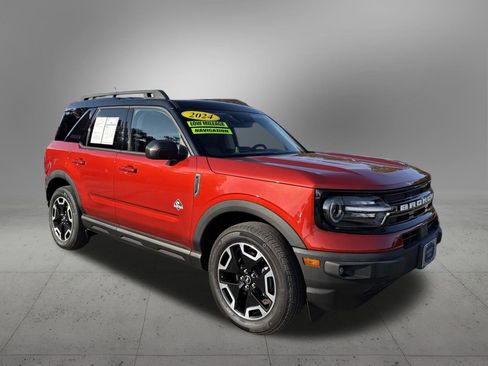 Used 2024 Ford Bronco Sport Outer Banks w/ Tech Package image 6