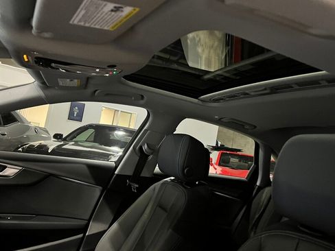 Used 2021 Audi A4 2.0T Premium w/ Convenience Package image 14