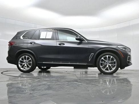 Used 2023 BMW X5 xDrive40i AWD/4WD image 55