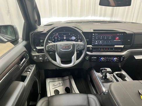New 2026 GMC Sierra 1500 SLT w/ SLT Premium Package image 5