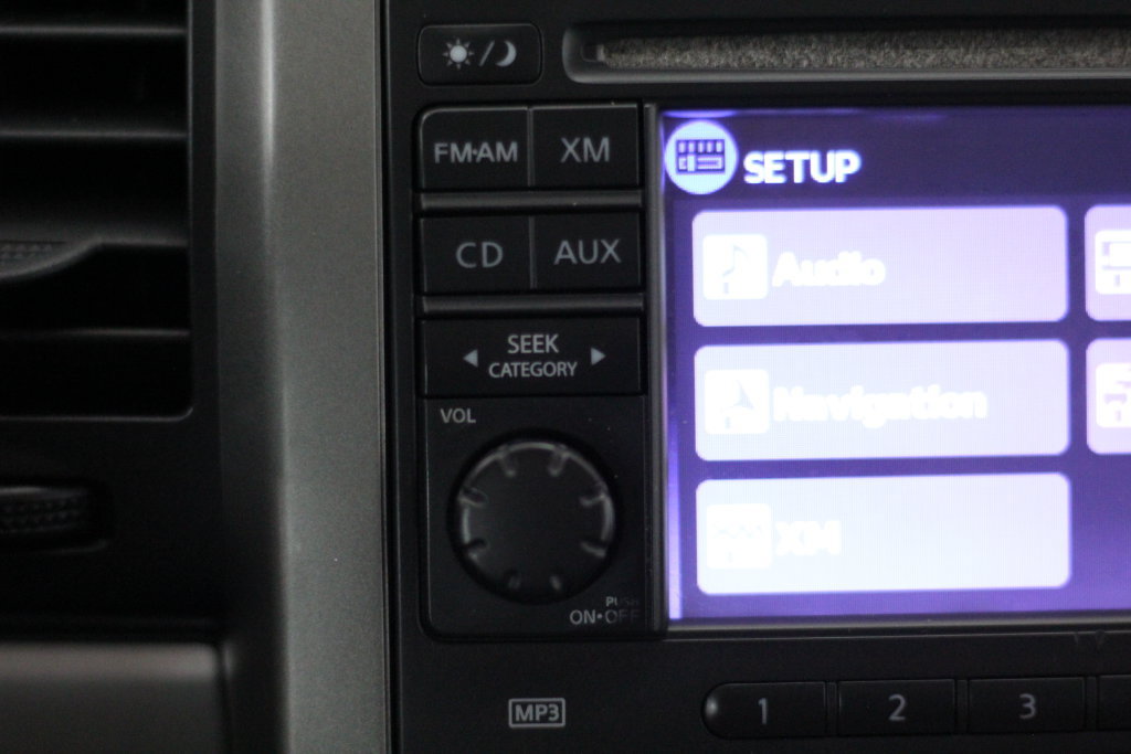 Used 2012 Nissan Sentra 2.0 SR w/ Special Edition Pkg FWD image 21