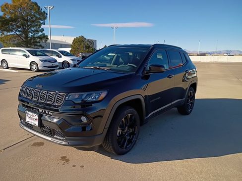New 2026 Jeep Compass Latitude AWD/4WD image 1