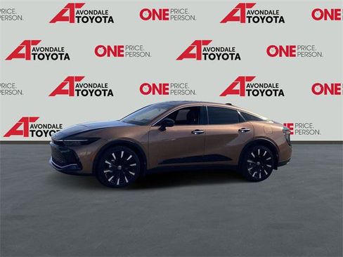 Certified 2023 Toyota Crown Platinum image 8