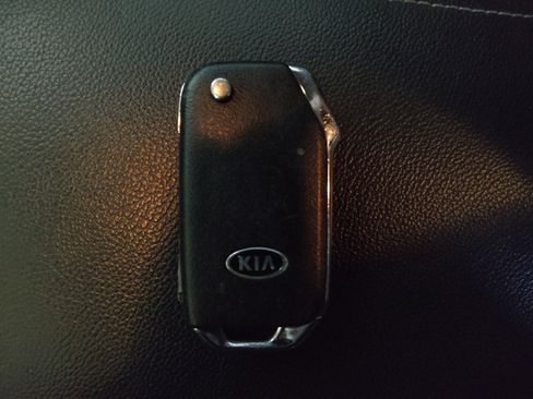 Used 2021 Kia Sportage LX image 32