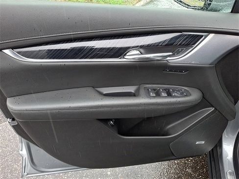 Certified 2023 Cadillac XT6 Premium Luxury w/ LPO, Floor Liner Package image 10